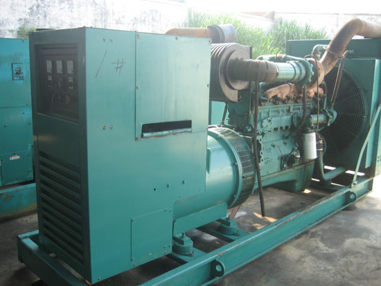 灵寿租赁发电机- 发电机碳刷磨损的原因是什么