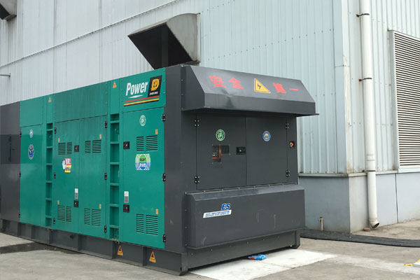 灵寿燃油滤清器的更换流程是怎样的？