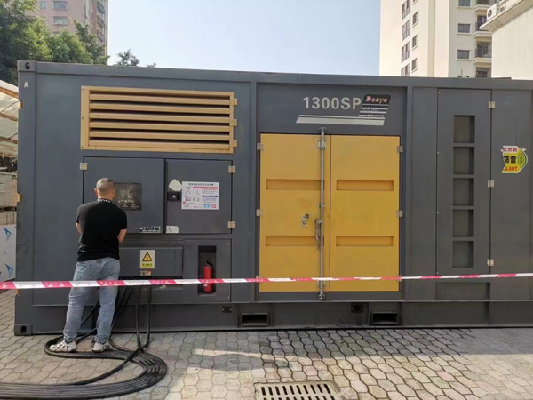 灵寿如何根据实际需求选择合适电压和功率的柴油发电机组？