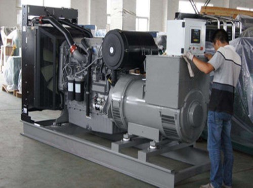 灵寿柴油发电机组和储能设备配合使用的案例