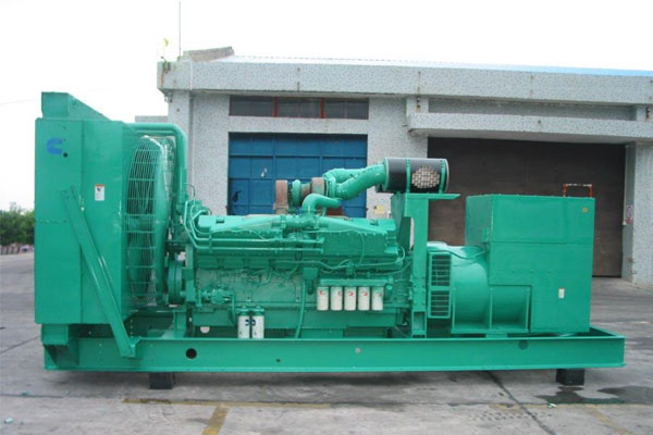 灵寿工厂发电机应急发电时如何更准确地检查发电机状态？