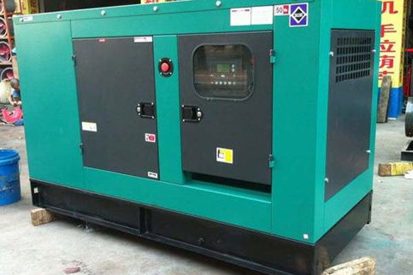 灵寿如何检查机油的使用时间？